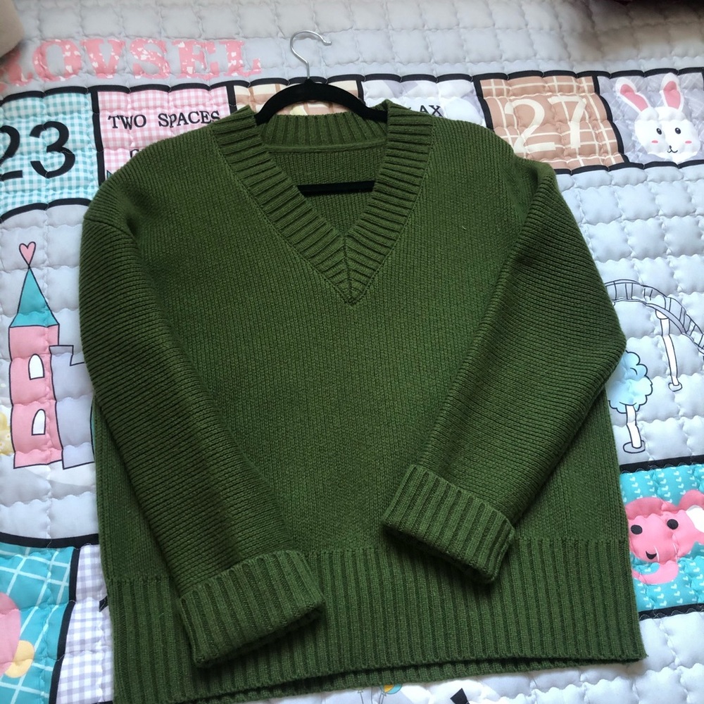 100% wool sweater - Picture 2 of 5